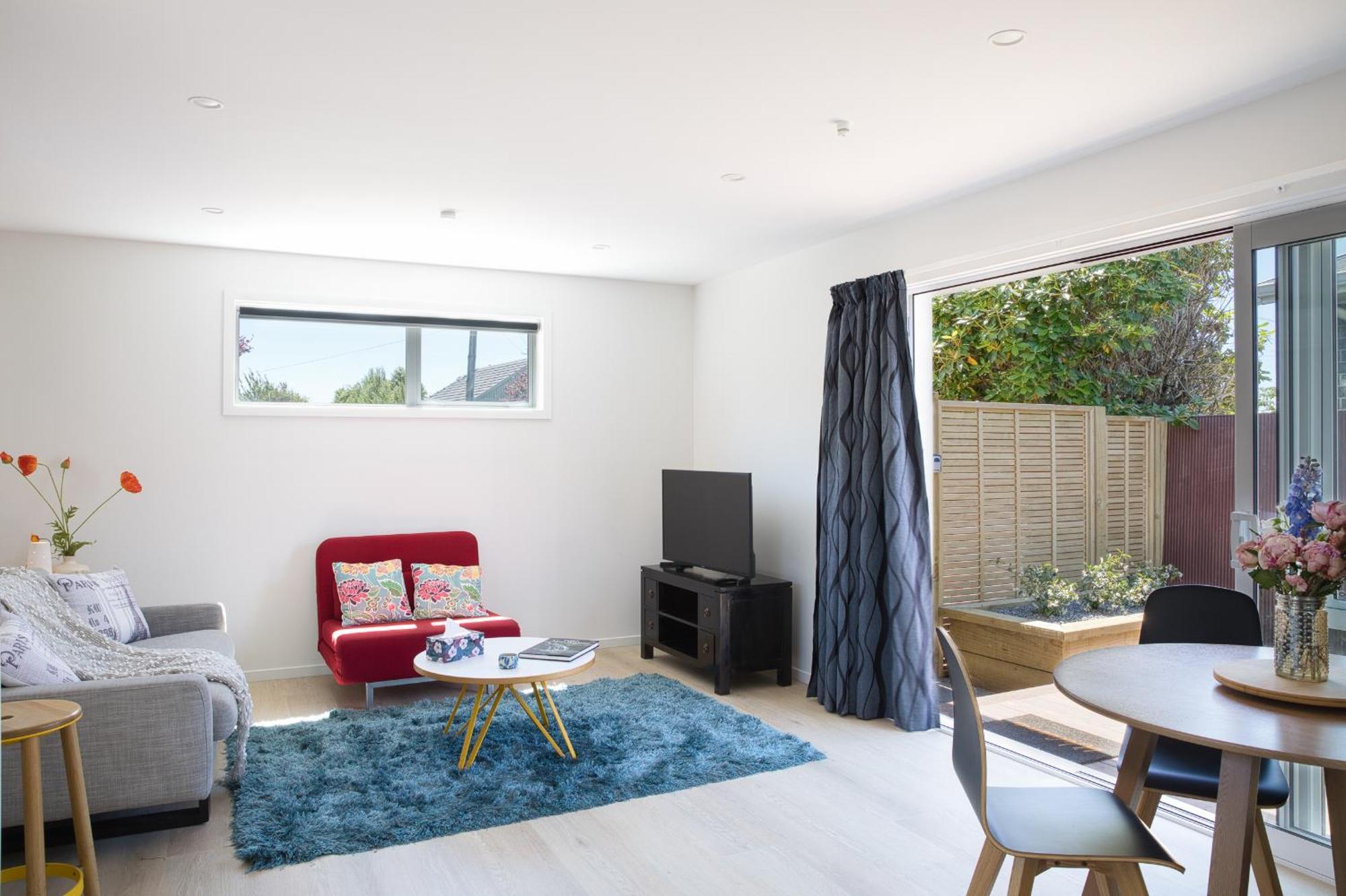 Classy Modern Unit Close To Airport, Shops And Bus Κράισττσερτς Εξωτερικό φωτογραφία