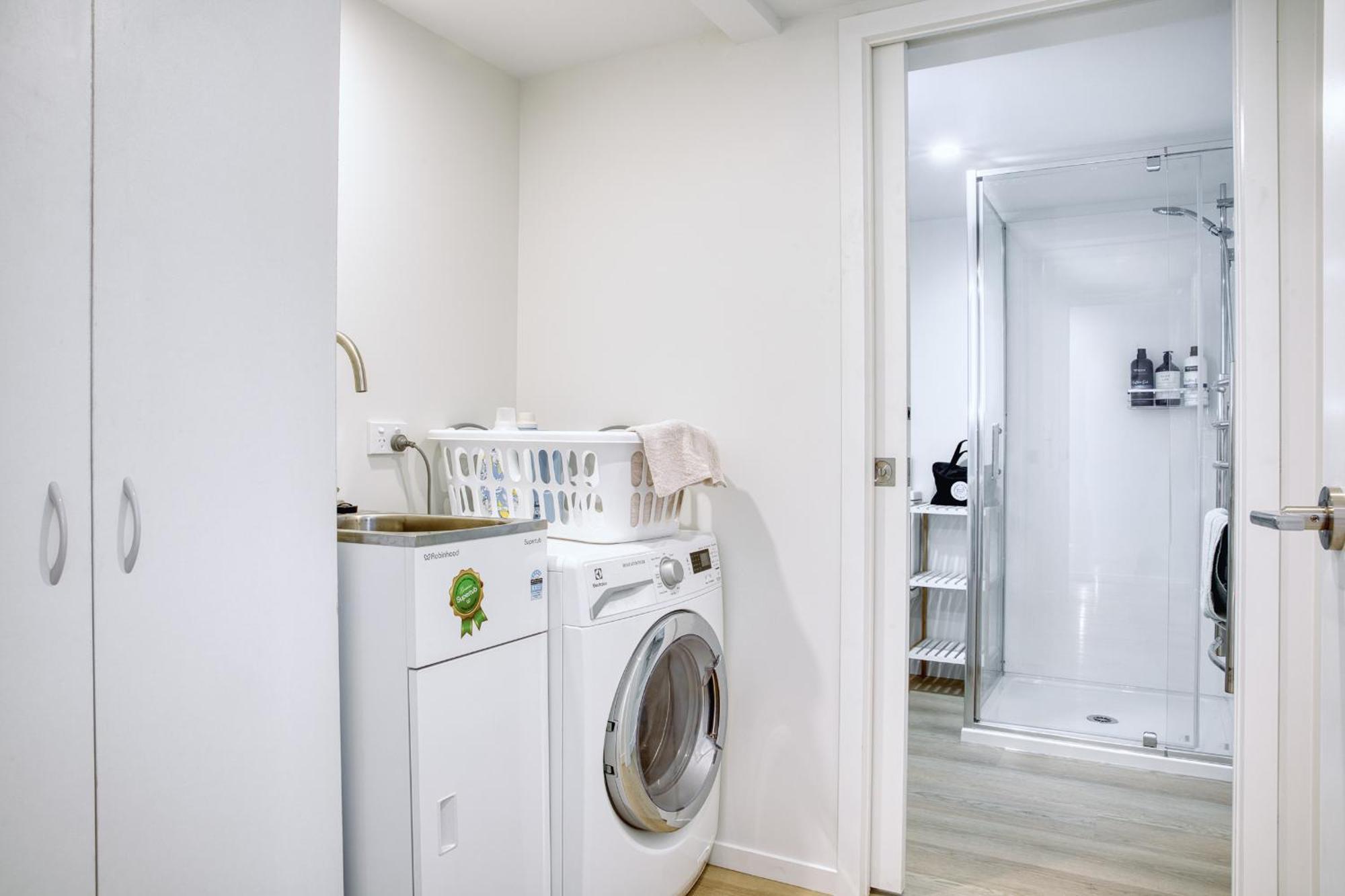 Classy Modern Unit Close To Airport, Shops And Bus Κράισττσερτς Εξωτερικό φωτογραφία